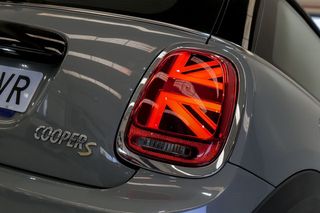 MINI Cooper   COOPER SE 