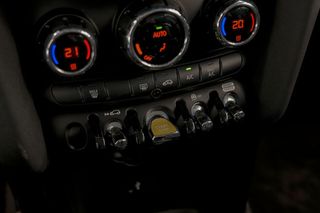 MINI Cooper   COOPER SE 