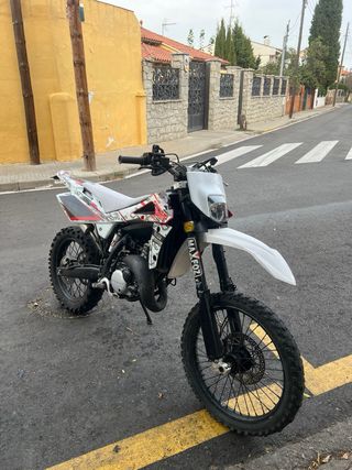 Husqvarna 125 2T 2009 Matriculada