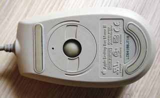 Ratón Apple ADB II Beige