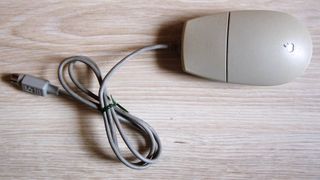 Ratón Apple ADB II Beige