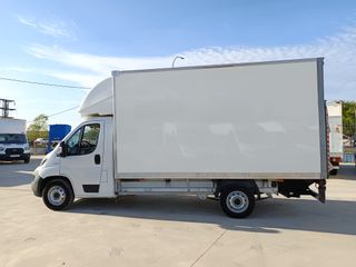 FIAT Ducato 2.3 PAQUETERO TRAMPILLA 140 CV PUERTA 