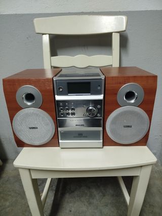 Minicadena Philips CD y Cassette