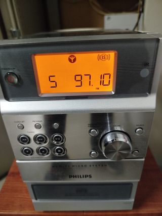 Minicadena Philips CD y Cassette