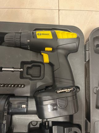 Taladro a batería 18V con maletín