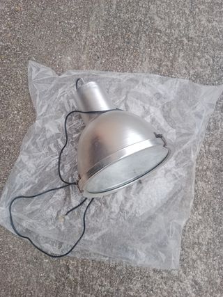 4 Lámparas colgantes industriales metal