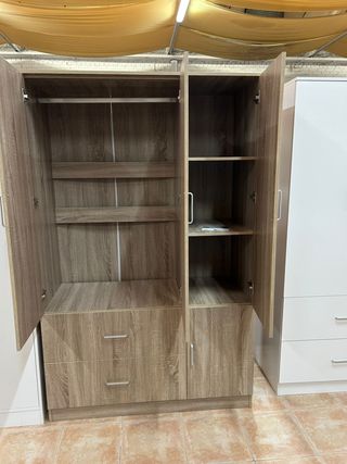 Armario Ropero 3 puertas espejo y cajones madera