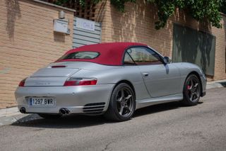 Porsche 911 Carrera 4 Cabrio