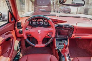 Porsche 911 Carrera 4 Cabrio