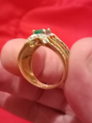Anillo Oro 18k Diamantes y Esmeraldas 