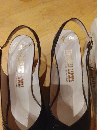 Zapatos de salón Lucalx negros tacón