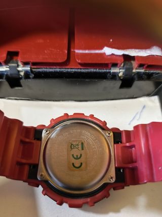Reloj Casio Hombre Camuflaje Rojo