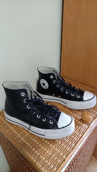 Converse negras altas