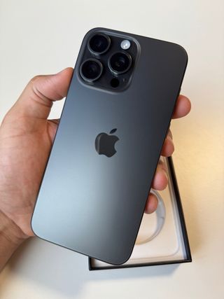 iPhone 15 Pro Max 100% Batería 