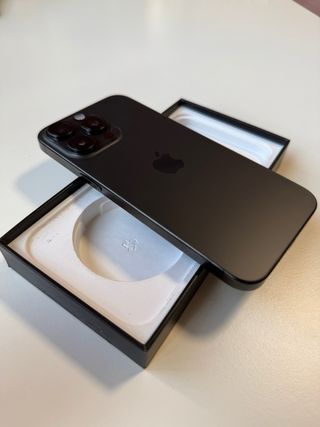 iPhone 15 Pro Max 100% Batería 
