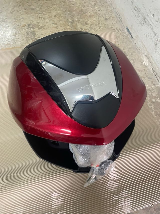 BAUL 35 L. HONDA SH 300 NUEVO.