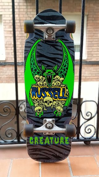 Skate Creature Russell Bat Skull