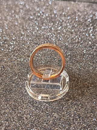 Anillo Rosa Dorado con Cristales