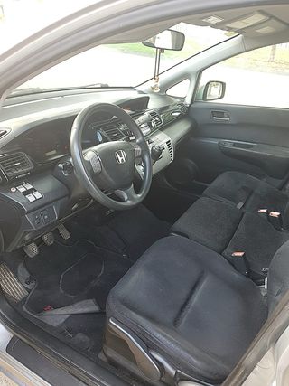 Honda FR-V 2007