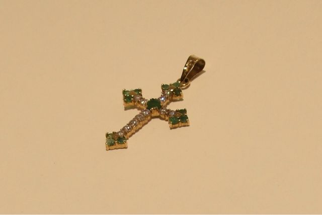 CRUZ DE ORO 18K/2.4Gr
