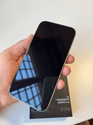 iPhone 15 - 100% Batería 