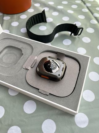 Apple Watch Ultra Series 2 Negro/Dorado