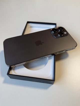 iPhone 13 Pro Max - 89% Batería