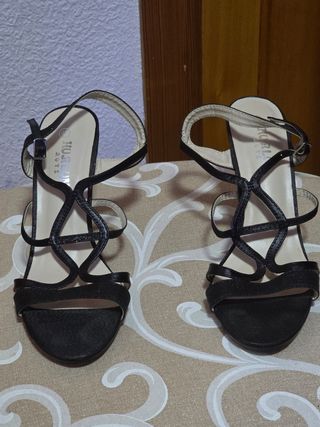 Sandalias Hualun Tacón Negro Talla 40