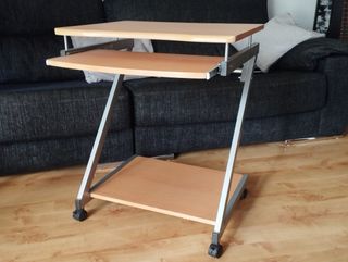 Mesa escritorio ruedas haya y plateado