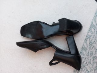 Zapatos de piel Sizzi negros