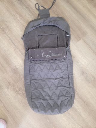 Saco polar
para silla de bebé gris