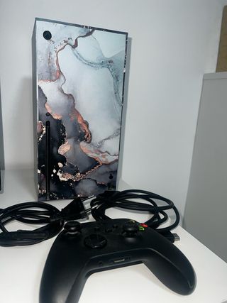 Xbox Series X da 1 TB con accessori