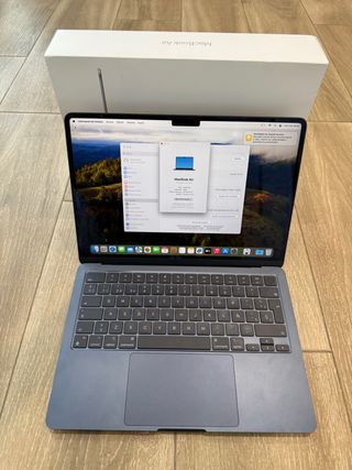 MacBook Air 13” 8GB 256GB