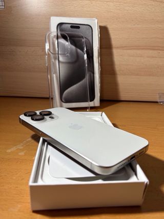 iPhone 15 Pro Max 256GB Plata 