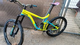 Giant Reign Bicicleta Montaña