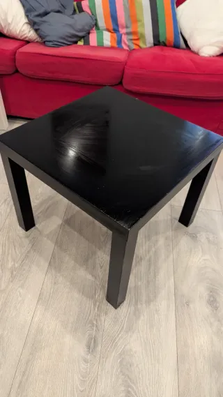 Mesa auxiliar negra