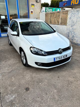 Volkswagen Golf 1.6 TDi 105 CV