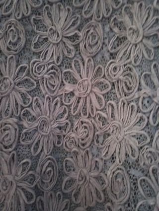 Vestido flores bordadas