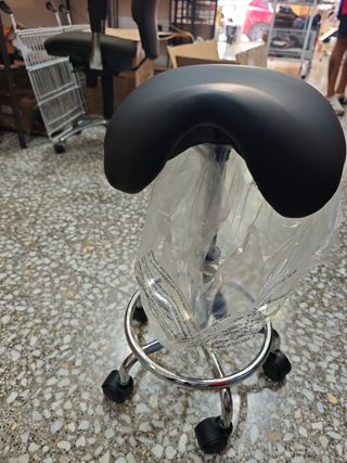 Taburete Ergonómico Sillín Rodante