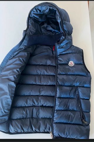 Chaleco de plumas Moncler original para chico