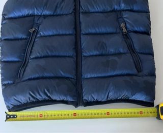 Chaleco de plumas Moncler original para chico