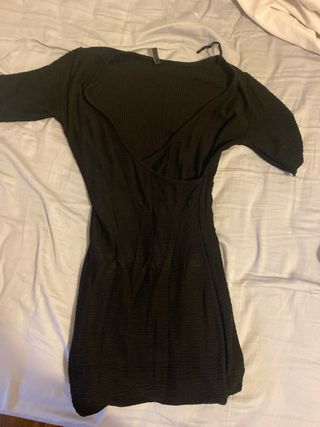 Vestido negro ajustado