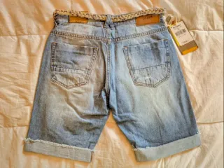 Shorts Vaqueros Desgastados Talla M a estrenar.