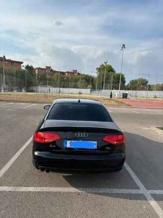Se vende Audi A4 finales del 2010 