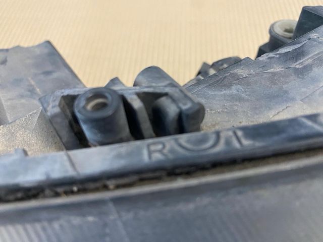 Faro Delantero Derecho grapa rota Cívic 06/12