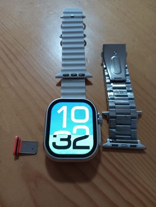 Smartwatch Plata y Blanco