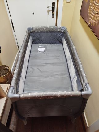Cuna de viaje Lionelo Grey White