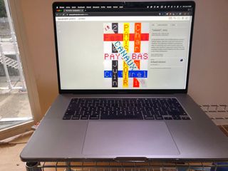MacBook Pro 16 2019 i9 16GB 1TB