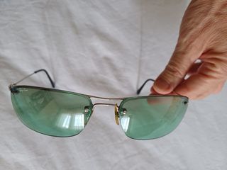 Occhiali da sole Ray-Ban verdi e argento