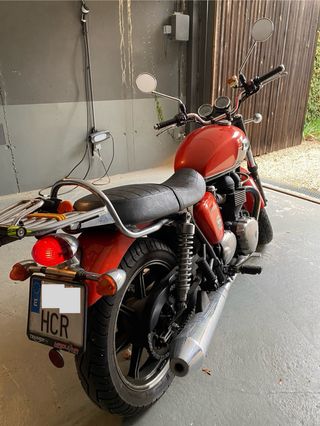 Triumph Bonneville 100 SE Moto